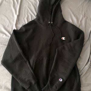 ❌SOLD❌Champion reverse weave Med Mens Black &Green